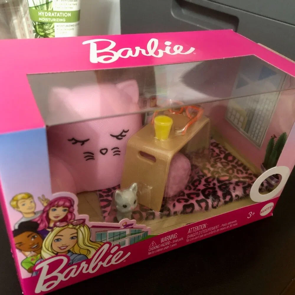 NIB Barbie Kitty Lounger Leopard Pillow Furniture & Accessory Set Pack GRG57 - Picture 2 of 3